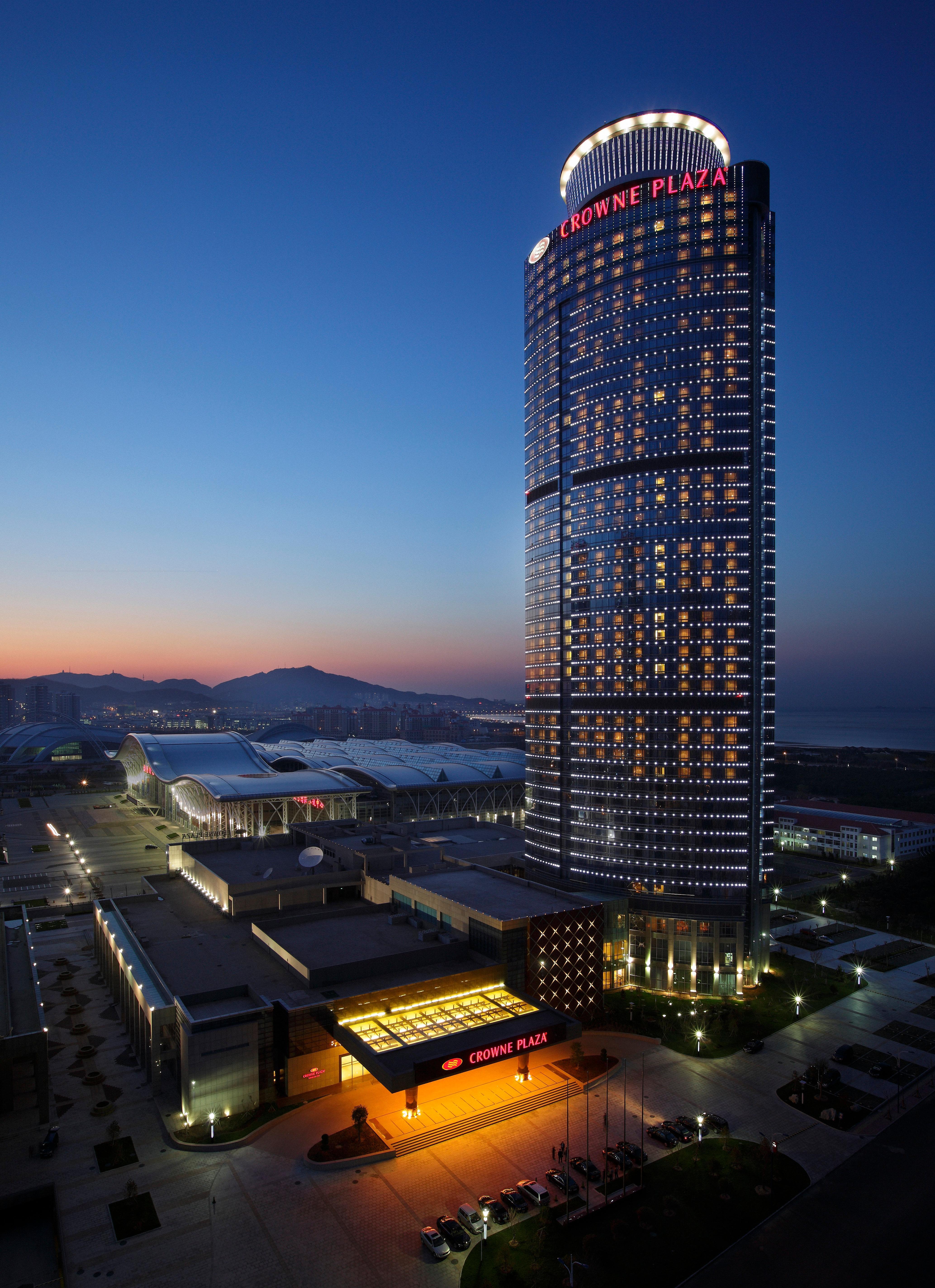 Crowne Plaza Yantai Sea View, An Ihg Hotel Εξωτερικό φωτογραφία